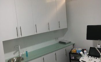 Centro médico El Carmen