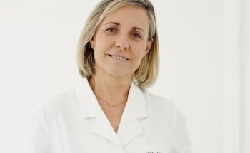 Dra. Izaskun Astoreca | Especialista en Medicina estética corporal y nutrición en Madrid